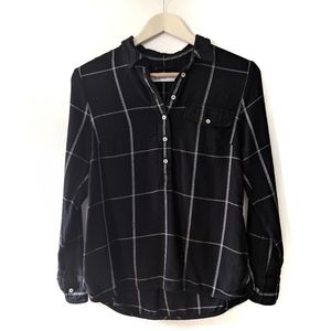 Black quarter - button / button up shirt